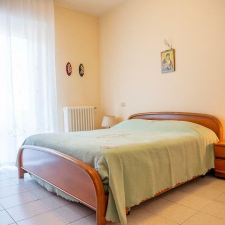 Casavacanze Santacroce Apartamento Porto SantʼElpidio Exterior foto